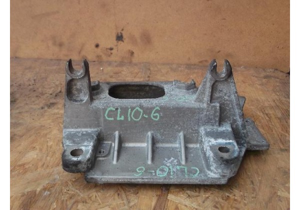 Кронштейн опори КПП Renault Clio III, Modus, 8200477152, 8200136887